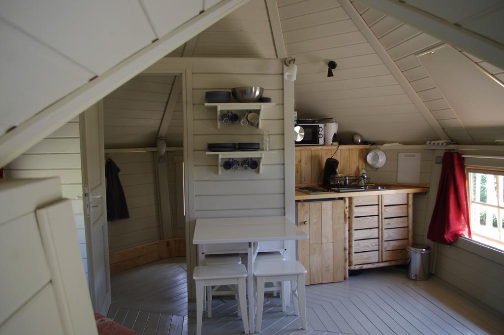 Les Roulottes Et Cabanes Du Livradois Cunlhat Room photo